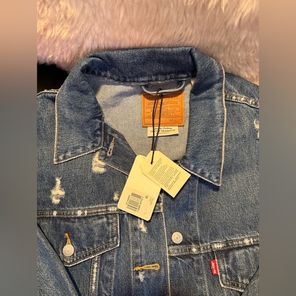 NWT Women’s Levi’s 90s Trucker Jean Denim Jacket Size Large SOLD OUT - Picture 6 of 9